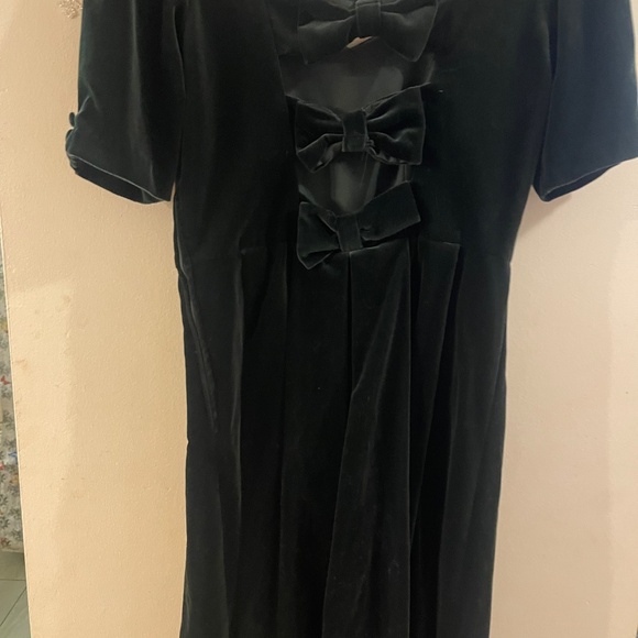 Laura Ashley dark green velvet dress - Picture 4 of 15